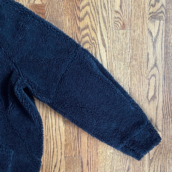 Black Lululemon Scuba oversized funnel-neck fleece, M/L. Like new condition - Picture 8 of 12